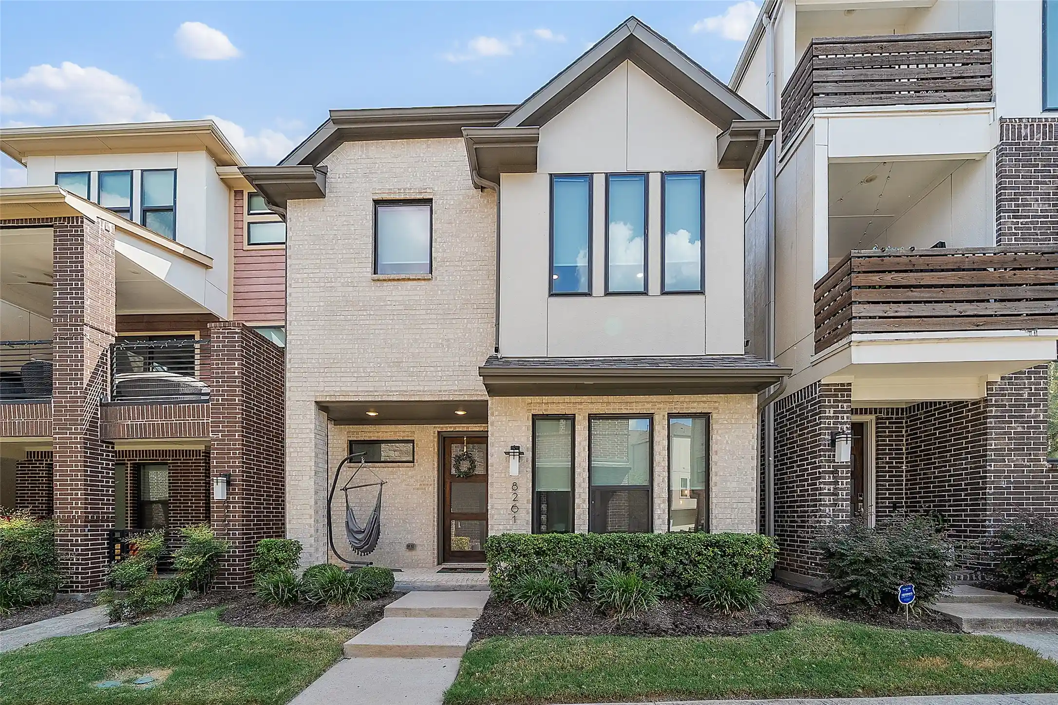 Photo 1 of Single family home for sale at 8261 Laflin Ln, Dallas, TX 75231 | MLS# 21393946 | Listing updated on 2026-10-18