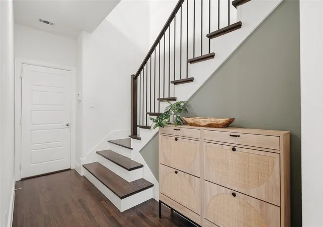 Photo 2 of Single family home for sale at 8261 Laflin Ln, Dallas, TX 75231 | MLS# 21393946 | Listing updated on 2026-10-10