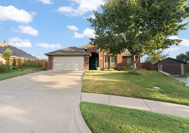 Photo 1 of Single family home for sale at 312 Nutmeg, Burleson, TX 76028 | MLS# 21391840 | Listing updated on 2026-10-07