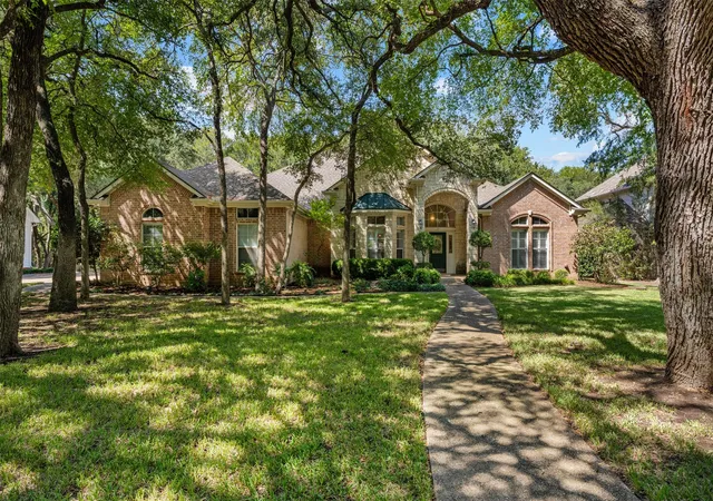 Photo 1 of Sale Pending at 235 Settlers Crk Trl, Woodway, TX 76712 | MLS# 21394251 | Listing updated on 2026-10-07