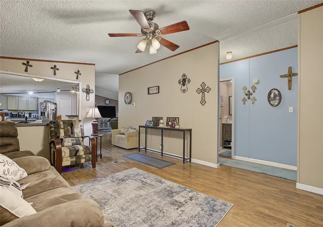 Photo 3 of Single family home for sale at 6005 Vinery Ln, Joshua, TX 76058 | MLS# 21391421 | Listing updated on 2026-09-24