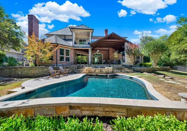 Photo 3 of Mansion for sale at 5237 Sky Lake Dr, Plano, TX 75093 | MLS# 21387446 | Listing updated on 2026-10-07