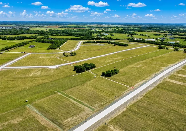 Land for sale at 1571 Tulip St, Waxahachie, TX 75167 | MLS# 21374336