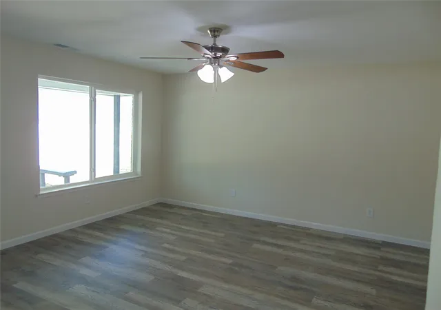 Photo 2 of Single family home for sale at 704 La Fonda Cir, Seagoville, TX 75159 | MLS# 21370409 | Listing updated on 2026-10-07