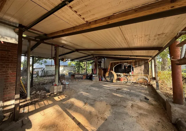 Photo 3 of Single family home for sale at 235 W Suffolk Ave, Dallas, TX 75208 | MLS# 21394367 | Listing updated on 2026-10-01