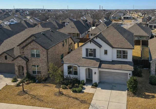 Photo 2 of Single family home for sale at 3517 Iron Horse Dr, Little Elm, TX 75068 | MLS# 21394026 | Listing updated on 2026-10-27