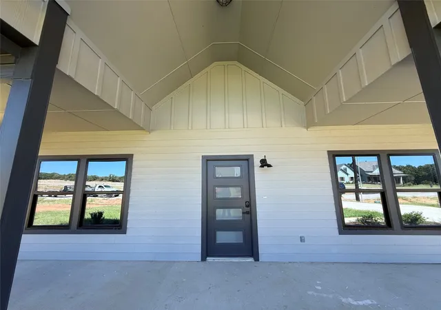 Photo 2 of Single family home for sale at 1057 Salvation Dr, Weatherford, TX 76088 | MLS# 21386143 | Listing updated on 2026-10-05