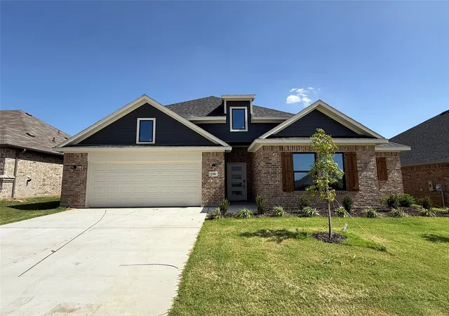 Photo 1 of Sale Pending at 220 Reliance Rd, Godley, TX 76044 | MLS# 21386423 | Listing updated on 2026-10-05