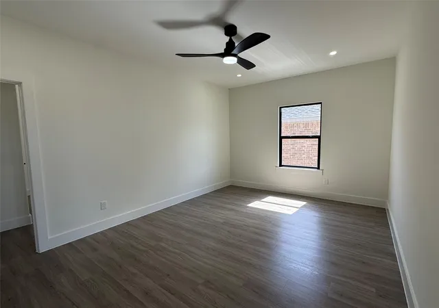 Photo 3 of Sale Pending at 220 Reliance Rd, Godley, TX 76044 | MLS# 21386423 | Listing updated on 2026-10-05