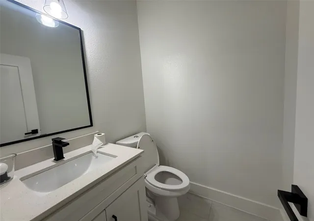 Photo 4 of Single family home for sale at 205 Reliance Rd, Godley, TX 76044 | MLS# 21386443 | Listing updated on 2026-10-06