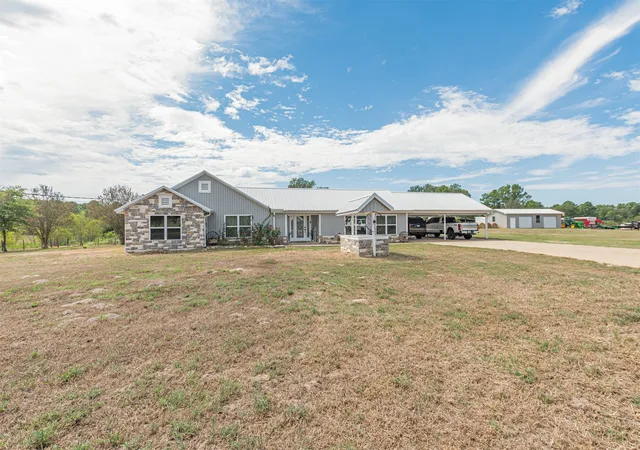 Photo 1 of Single family home for sale at 2162 Blackburn Rd, Diana, TX 75640 | MLS# 21394470 | Listing updated on 2026-09-24