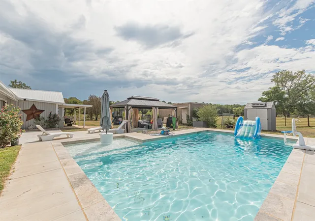 Photo 4 of Single family home for sale at 2162 Blackburn Rd, Diana, TX 75640 | MLS# 21394470 | Listing updated on 2026-09-24