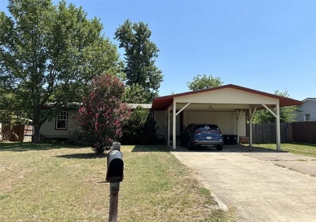 Photo 1 of Sale Pending at 1314 Honeysuckle Dr, Mansfield, TX 76063 | MLS# 21394335 | Listing updated on 2026-10-05