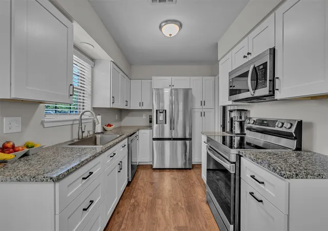 Photo 3 of Single family home for sale at 416 Ferenz Ave, Crowley, TX 76036 | MLS# 21394406 | Listing updated on 2026-10-27