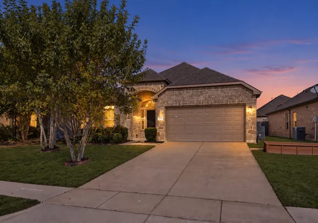 Photo 1 of Single family home for sale at 618 Redwood Dr, Greenville, TX 75402 | MLS# 21391123 | Listing updated on 2026-10-04