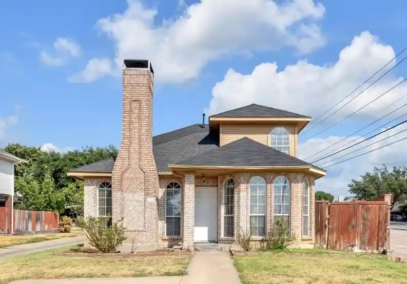 Photo 1 of Single family home for sale at 2200 Meadowstone Dr, Carrollton, TX 75006 | MLS# 21353432 | Listing updated on 2026-10-18
