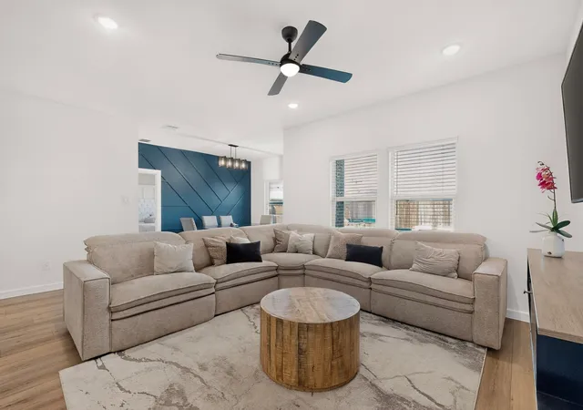 Photo 4 of Single family home for sale at 2525 Tahoe Dr, Seagoville, TX 75159 | MLS# 21394501 | Listing updated on 2026-10-01