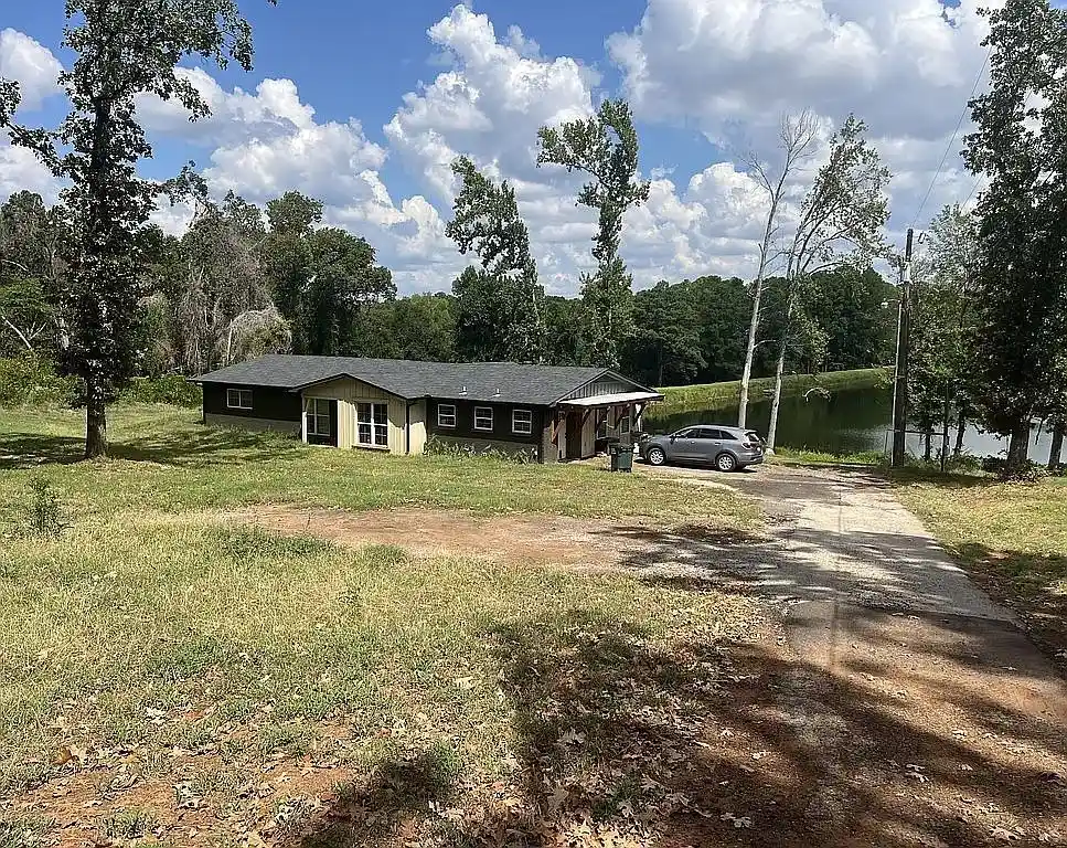 Photo 1 of Single family home for sale at 13560 County Rd 468, Tyler, TX 75704 | MLS# 21394454 | Listing updated on 2026-10-13