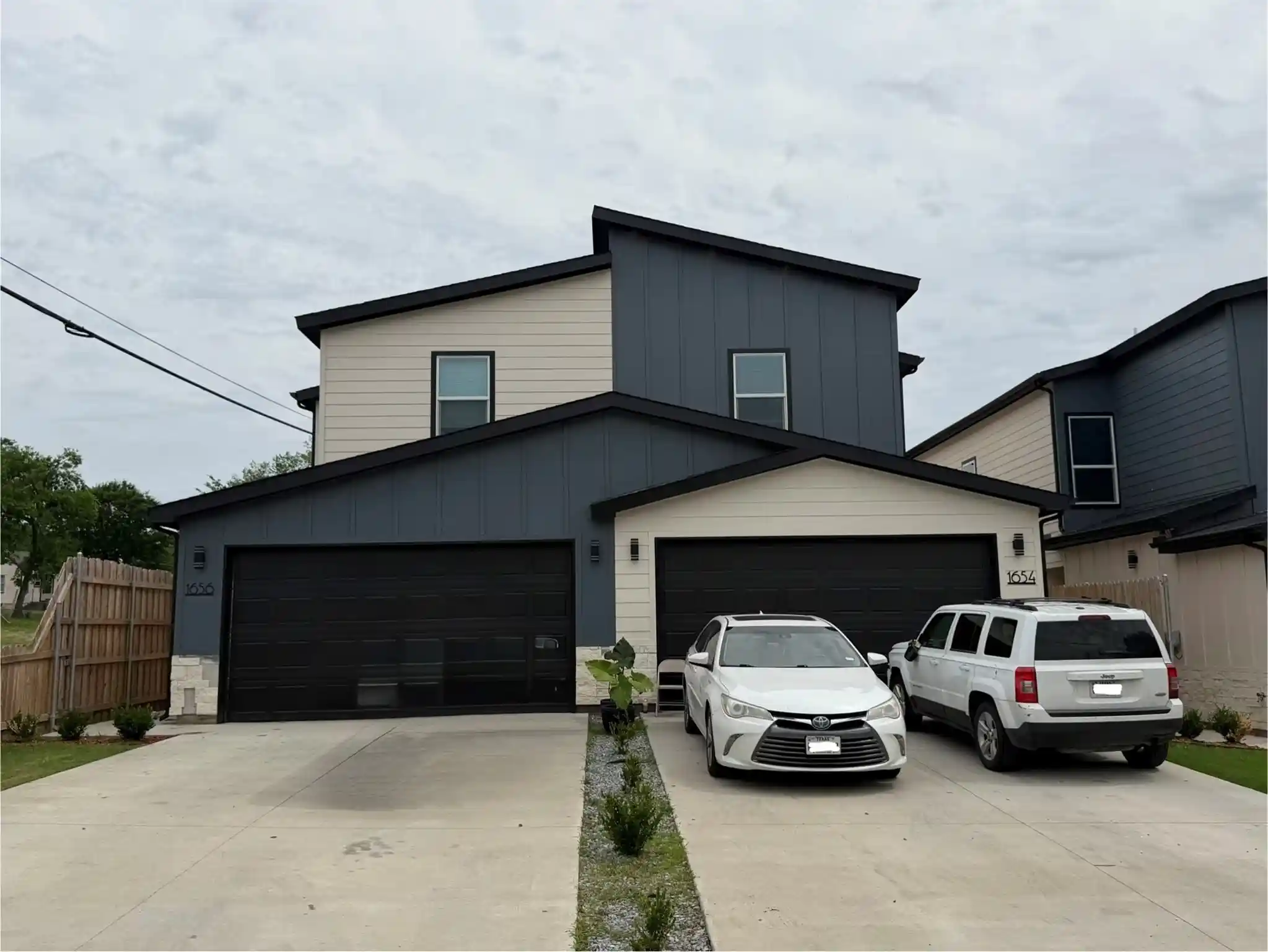 Photo 1 of Sale Pending at 1654 Hudspeth Ave, Dallas, TX 75216 | MLS# 21394614 | Listing updated on 2026-10-12
