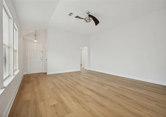 Photo 1 of Single family home for sale at 518 Monarch Dr, Lancaster, TX 75146 | MLS# 21394643 | Listing updated on 2026-09-29