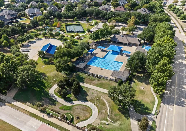 Photo 3 of Townhouse for sale at 1816 Desoto Dr, Mc Kinney, TX 75072 | MLS# 21391484 | Listing updated on 2026-10-04