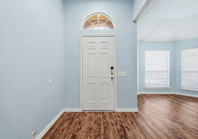 Photo 2 of Sale Pending at 408 Pin Oak Trl, Keller, TX 76248 | MLS# 21393079 | Listing updated on 2026-10-02