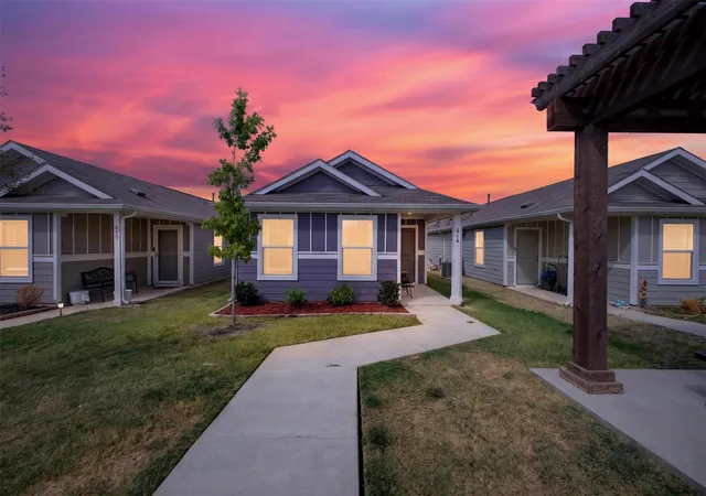 Photo 1 of Single family home for sale at 464 Reverie Way, Ferris, TX 75125 | MLS# 21393444 | Listing updated on 2026-10-07