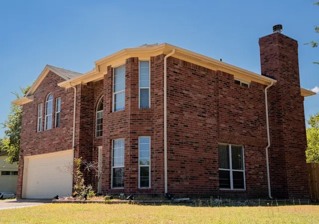 Photo 2 of Single family home for sale at 5025 Strummer Dr, North Richland Hills, TX 76180 | MLS# 21394702 | Listing updated on 2026-09-29
