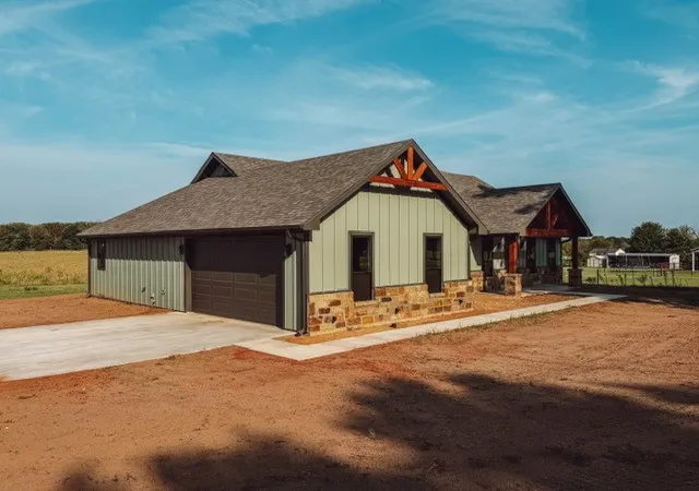 Photo 2 of Single family home for sale at 1122 Vz County Rd 2517, Canton, TX 75103 | MLS# 21394703 | Listing updated on 2026-09-25
