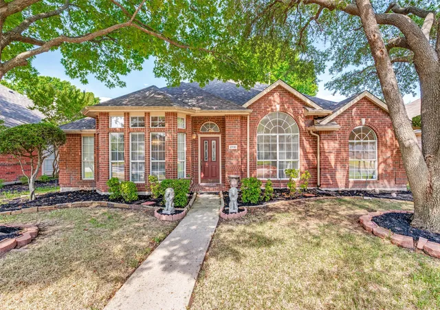Photo 1 of Single family home for sale at 2710 Cheverny Dr, Mc Kinney, TX 75070 | MLS# 21385353 | Listing updated on 2026-09-25