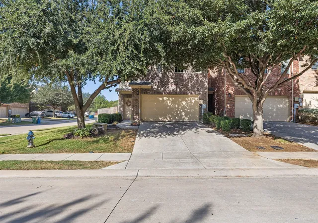 Photo 2 of Townhouse for sale at 2656 Jacobson Dr, Lewisville, TX 75067 | MLS# 21373432 | Listing updated on 2026-09-25