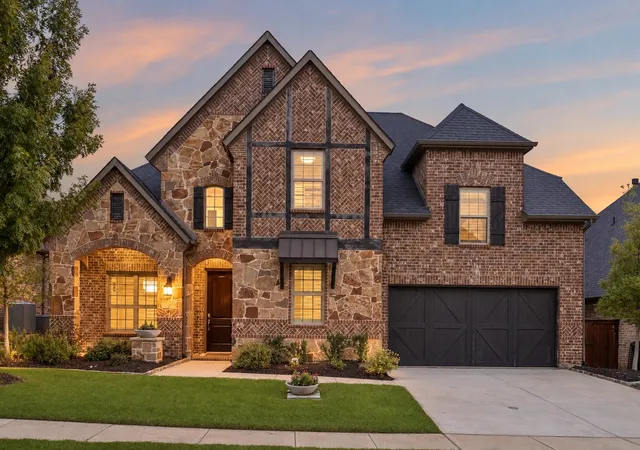 Photo 2 of Single family home for sale at 6333 Savannah Oak Trl, Argyle, TX 76226 | MLS# 21388448 | Listing updated on 2026-10-06