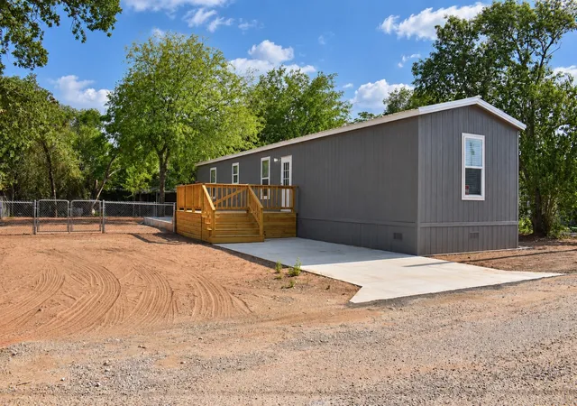 Photo 1 of Manufactured home for sale at 114 County Rd 1423, Morgan, TX 76671 | MLS# 21390941 | Listing updated on 2026-10-06