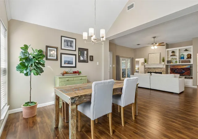 Photo 4 of Single family home for sale at 106 Tiburon Ct, Allen, TX 75013 | MLS# 21386340 | Listing updated on 2026-09-25