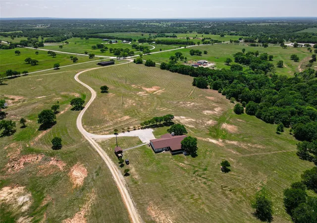 Photo 3 of Single family home for sale at 2043 Huddleston Rd, Sunset, TX 76270 | MLS# 21394744 | Listing updated on 2026-09-25
