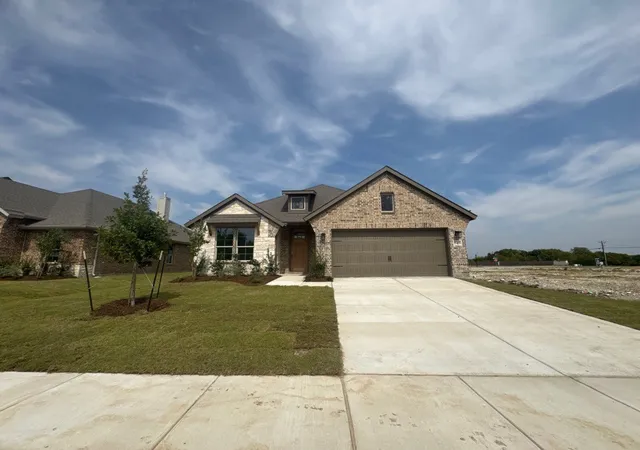 Photo 1 of Single family home for sale at 745 Stardust Dr, Anna, TX 75409 | MLS# 21393837 | Listing updated on 2026-09-25