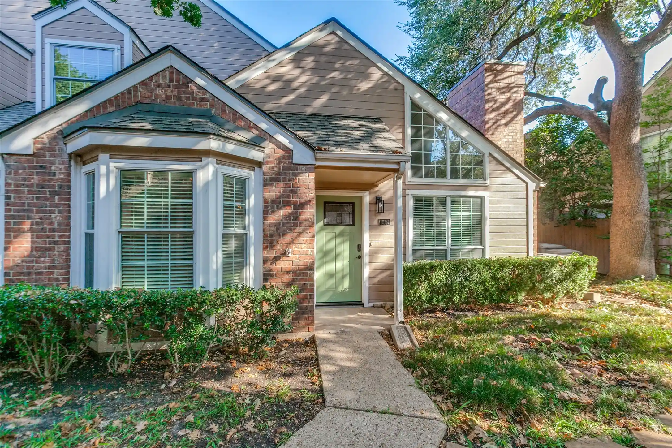 Photo 1 of Condo for sale at 17860 Windflower Way #1604, Dallas, TX 75252 | MLS# 21391195 | Listing updated on 2026-10-16