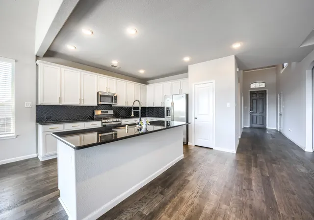 Photo 4 of Single family home for sale at 1800 Cedar Orchid Way, Wylie, TX 75098 | MLS# 21394656 | Listing updated on 2026-09-28