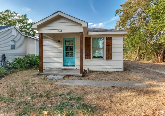 Photo 1 of Land for sale at 1003 Morris St, Dallas, TX 75212 | MLS# 21394545 | Listing updated on 2026-09-25