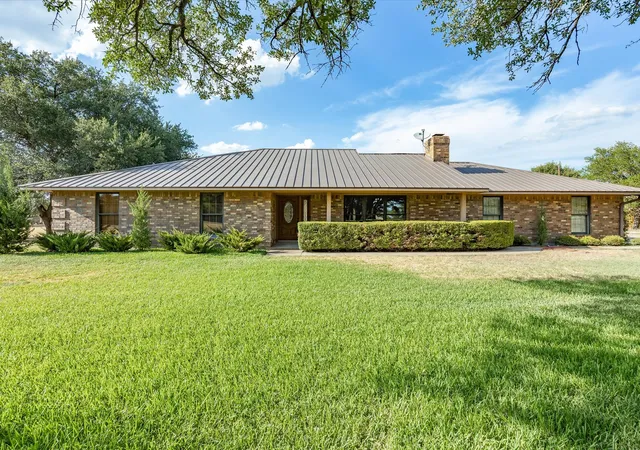 Photo 2 of Single family home for sale at 4 Sunset Ln, Fort Worth, TX 76108 | MLS# 21393768 | Listing updated on 2026-10-09