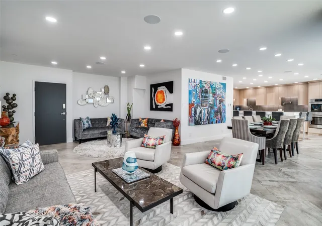 Photo 2 of Condo for sale at 6211 W Northwest Hwy #707, Dallas, TX 75225 | MLS# 21391446 | Listing updated on 2026-09-29