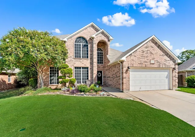 Photo 1 of Sale Pending at 4129 Bedington Ln, Fort Worth, TX 76244 | MLS# 21393976 | Listing updated on 2026-10-09