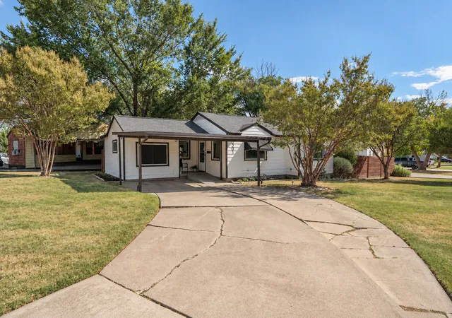 Photo 1 of Single family home for sale at 5301 Odell Dr, Fort Worth, TX 76115 | MLS# 21389694 | Listing updated on 2026-10-09