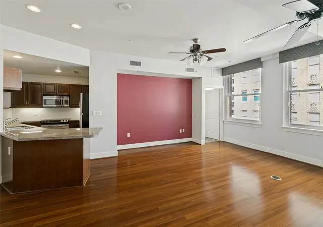 Photo 3 of Condo for sale at 411 W 7th Street #707, Fort Worth, TX 76102 | MLS# 21364207 | Listing updated on 2026-09-25