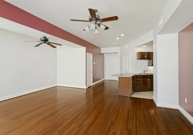 Photo 3 of Condo for sale at 411 W 7th Street #707, Fort Worth, TX 76102 | MLS# 21364207 | Listing updated on 2026-09-25