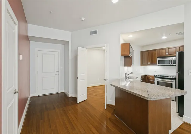 Photo 4 of Condo for sale at 411 W 7th Street #707, Fort Worth, TX 76102 | MLS# 21364207 | Listing updated on 2026-09-25