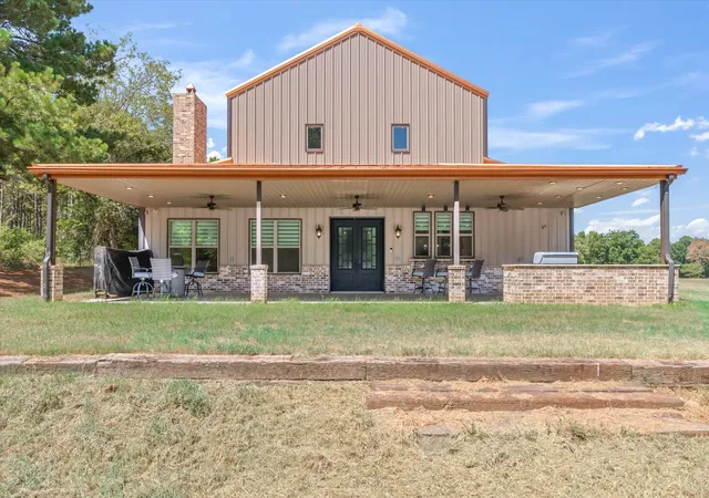 Photo 1 of Single family home for sale at 636 Spruce Rd, Big Sandy, TX 75755 | MLS# 21394868 | Listing updated on 2026-09-25