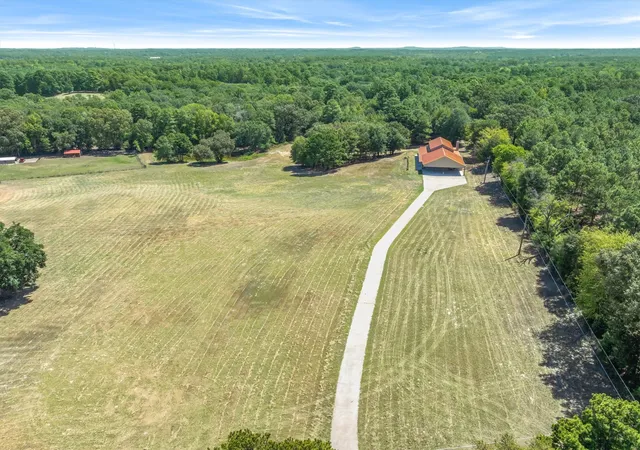 Photo 3 of Single family home for sale at 636 Spruce Rd, Big Sandy, TX 75755 | MLS# 21394868 | Listing updated on 2026-09-25