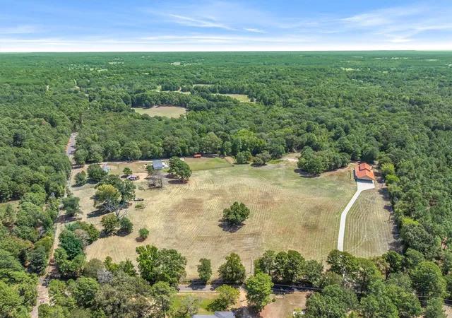Photo 4 of Single family home for sale at 636 Spruce Rd, Big Sandy, TX 75755 | MLS# 21394868 | Listing updated on 2026-09-25
