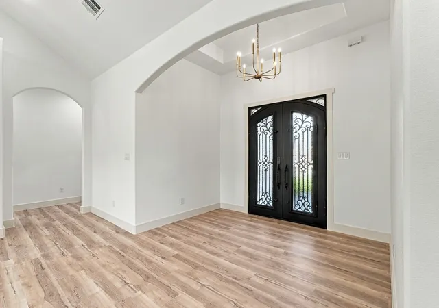 Photo 3 of Sale Pending at 1810 Carpenter St, Bridgeport, TX 76426 | MLS# 21393583 | Listing updated on 2026-09-25